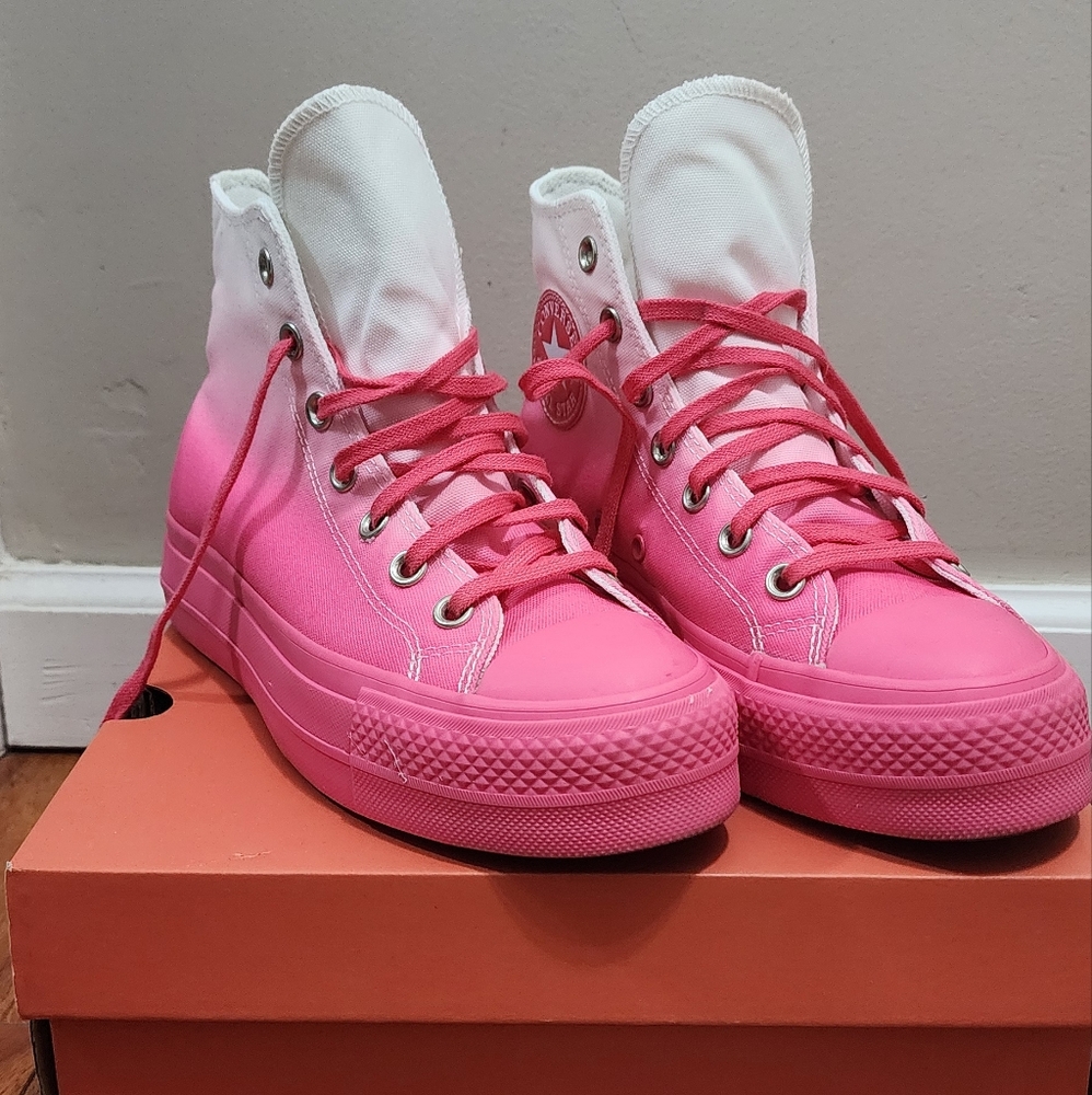 Converse sneakers with box